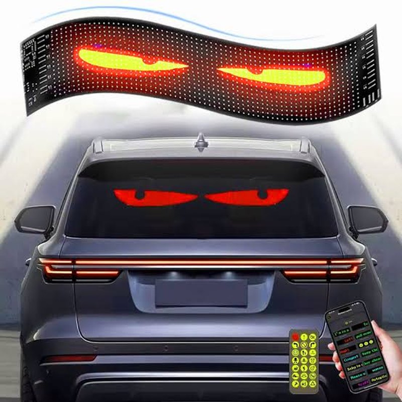 شاشة مرنة على زجاج SUV الخلفي